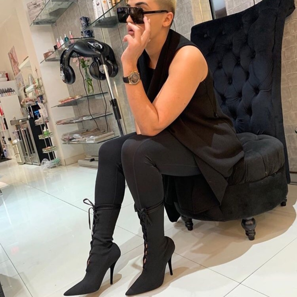 Yeezy knit boots BNWB 40 euro black 8.5/9 us